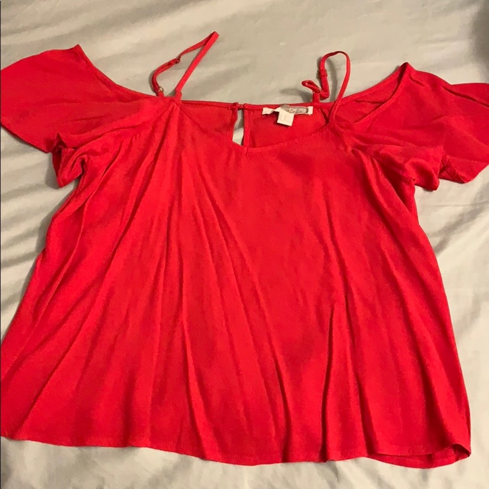 Off the shoulder/cold shoulder f21